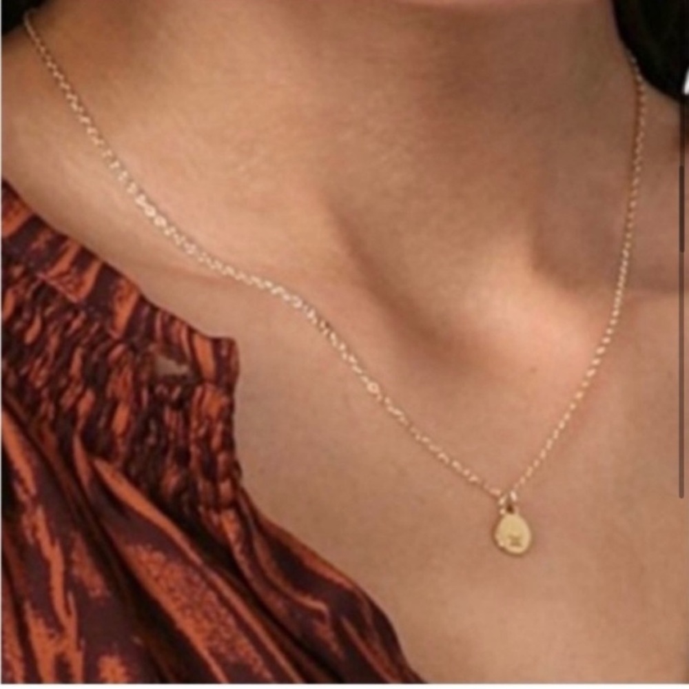 Gorjana Gold Necklace Arrow Sagittarius - 18k gold-plated 16.5" Shopbop Like New - Picture 4 of 9
